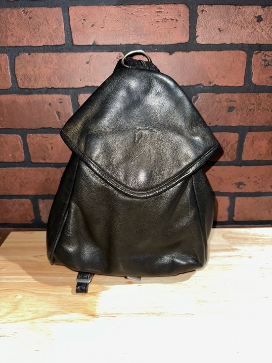Canyon Outback Handbags - Vintage Canyon Outback Black Leather Backpack Equestrian Design